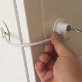 

New 1Pcs Children Safety Lock Refrigerator Lock Door Lock with 2 Keys Kids Security Window Lock Cabinet Lock Fridge Freezer Lock