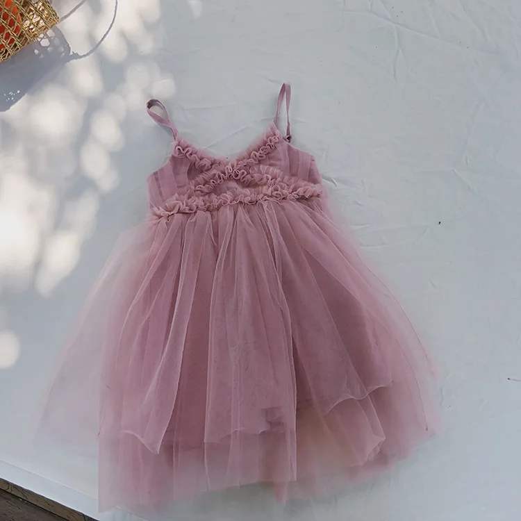 Летнее модное однотонное модное Сетчатое платье принцессы с v-образным вырезом для девочек 1-7 лет; Детские платья без рукавов с открытой спиной для дня рождения