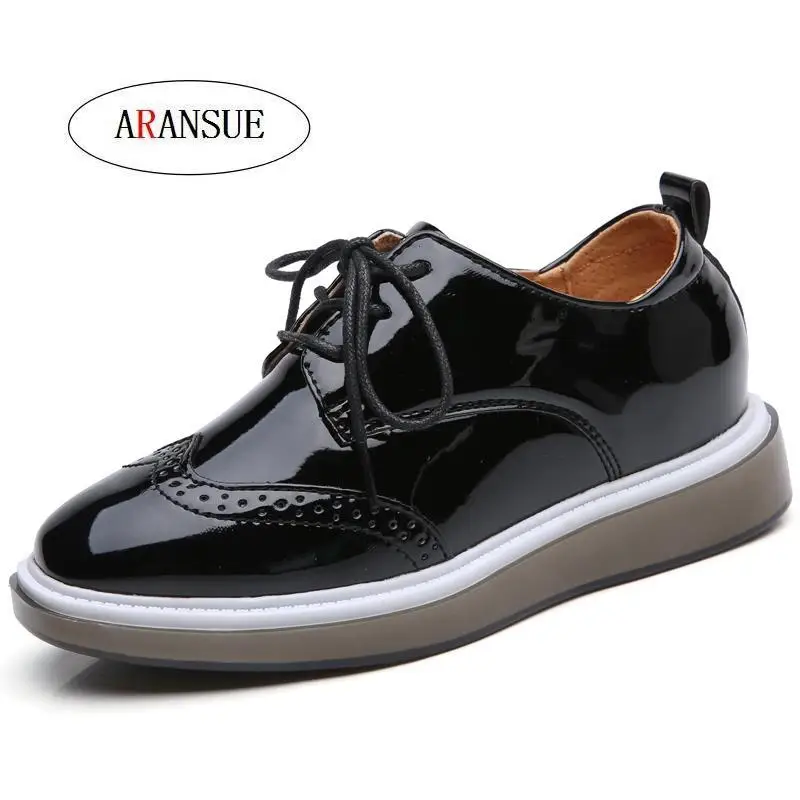

ARANSUE Black patent leather Bullock shoes England style thick-soled retro muffin waterproof Lace up Joker female platform shoes