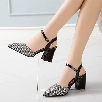 

2019 autumn new fashion retro style high heels women square heel casual high heels