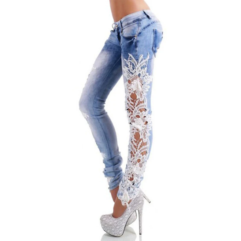 джинсы кружева. джинсы с кружевом. белые джинсы с кружевом. джинсы женские с кружевом. джинсы с кружевами по бокам.