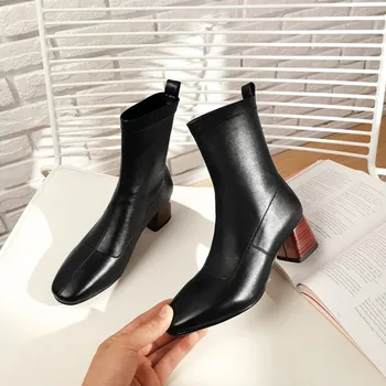 

MLJUESE 2020 women ankle boots Microfiber square toe winter short plush black color high heels boots women boots