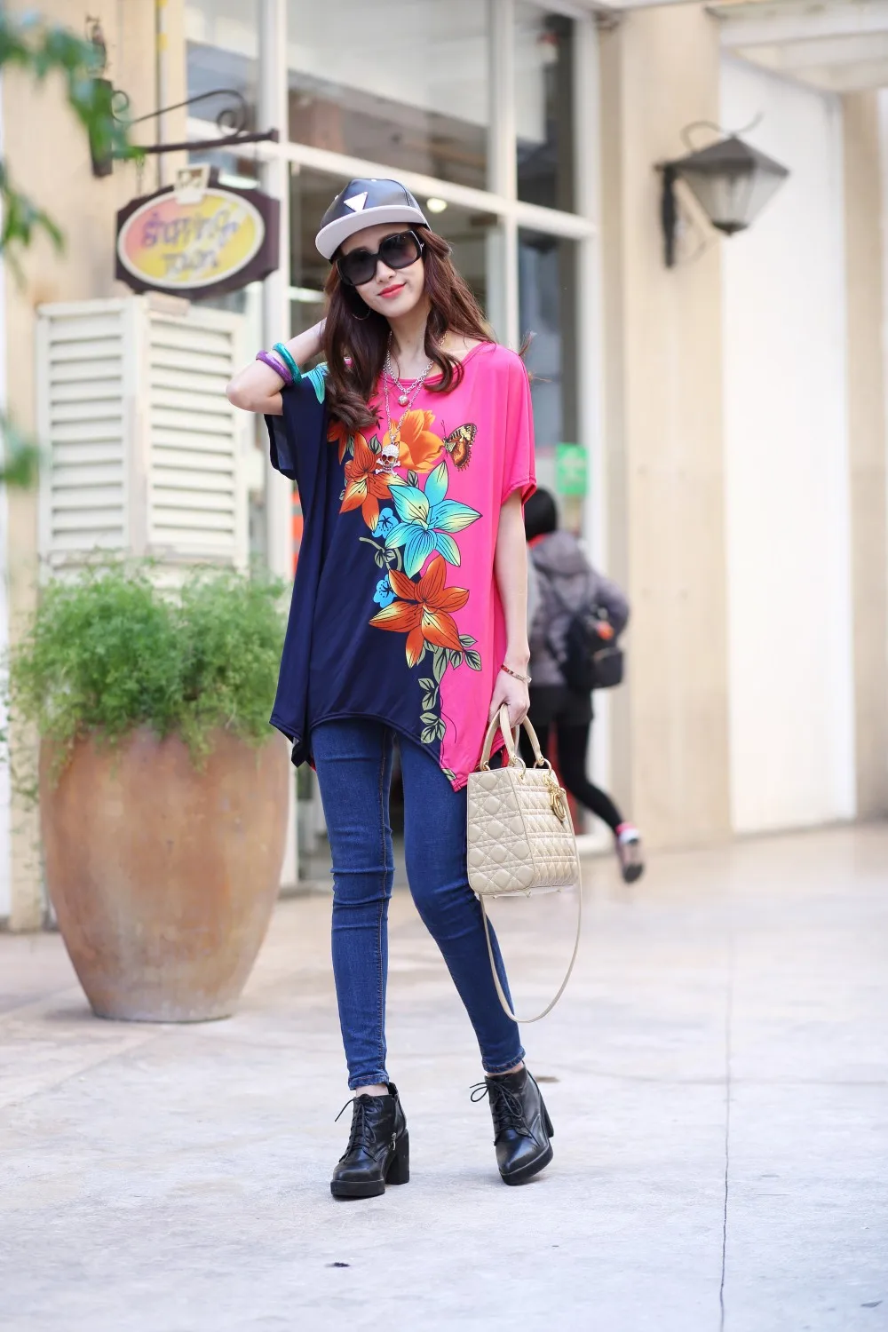 YHT014 (9)