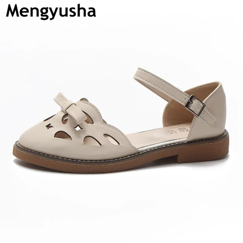 

Baotou hollow sandals female students summer 2018 new Sen female college wind fresh versatile soft girl flat shoes