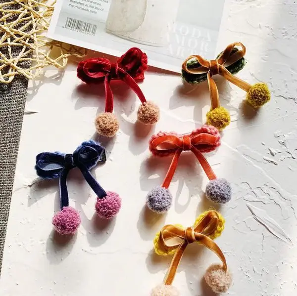 

Boutique 20pcs Fashion Cute Crochet Hair Bow Hairpins Sollid Pom Pom Mini Bowknot Hair Clips Princess Headwear Hair Accessories