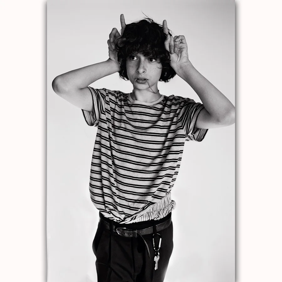FX238 Hot New Finn Wolfhard TV Series Show Child Star Actor Black Poster Art Silk Light Canvas Modern Home Room Wall Print Decor