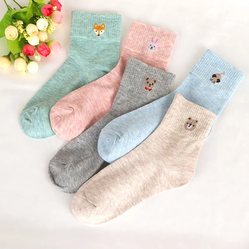 

1 Pair Women Short Socks Cartoon Animal Embroidery Cotton Socks Winter Autumn Warm Casual Socks 5 Colors