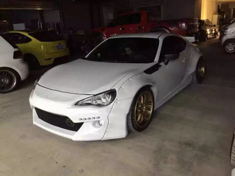 FRP GD ROCKET RB Ver-1 STYLE FRONT OVER FENDERS 4PCS FOR GT86 FT86 FRS FR-S BRZ
