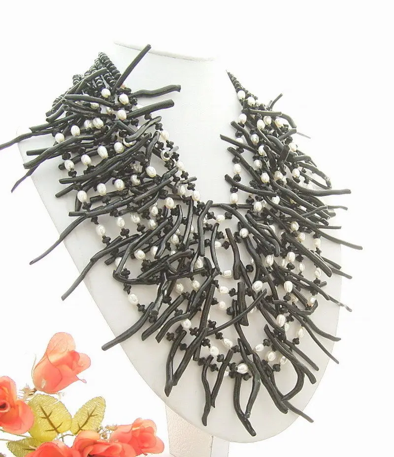 

Charming! 9Strands Pearl&Black Carol&Crystal Necklace