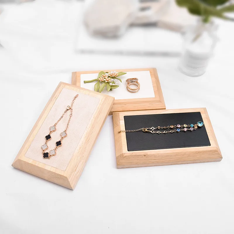 

New Fashion Solid Wood PU Leather Jewelry Display Frame Necklace Chain Bracelets Display Tray Jewellery Display Stand