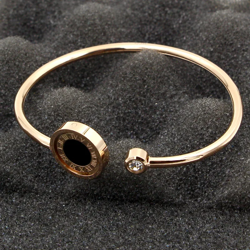 

Fashionable rotating black and white Roman digital double bracelet titanium steel crystal bracelet for women jewelry