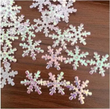 300Pcs/Lot Snowflake Window Sticker Wedding Chrismas Decoration Craft DIY Ornament Winter Home Garden Decor Xmas Tree Decoration - Цвет: white