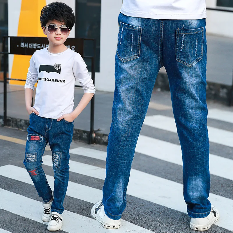 3Baby Boys Patched Jeans Ripped Denim Pants Letters Applique Broken Hole Trousers Teens Casual Elastic Waist Children Clothing