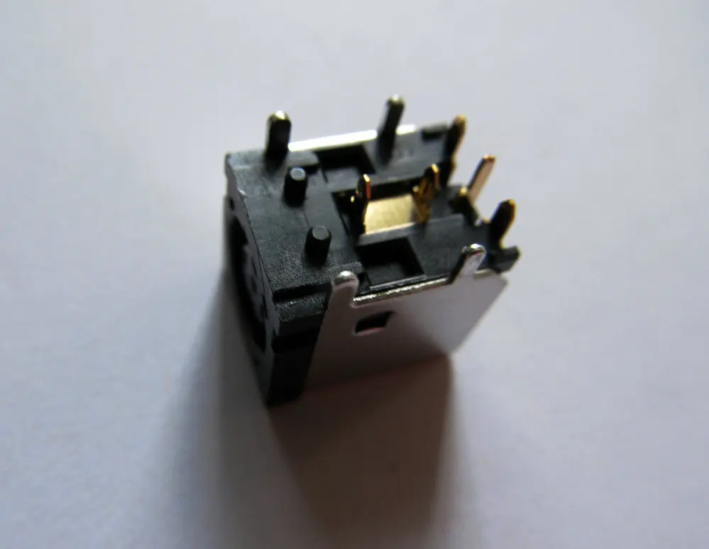 20 pcs DC Jack For HP or DELL common laptop motherboard 9 pin & feet