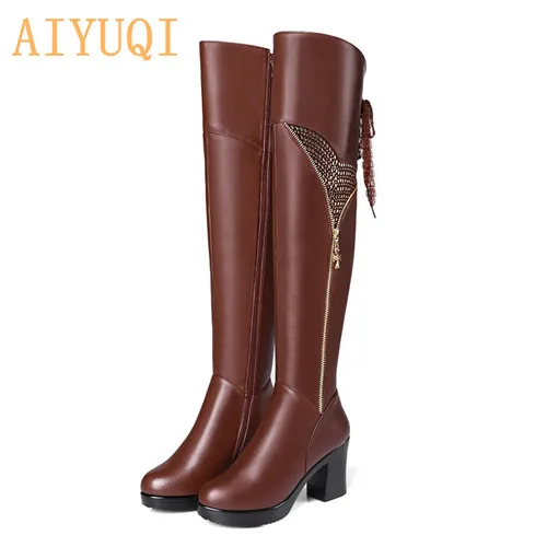AIYUQI; зимние женские сапоги из натуральной кожи; Высокие ботфорты на высоком каблуке; женские Сапоги выше колена; - Цвет: Brown