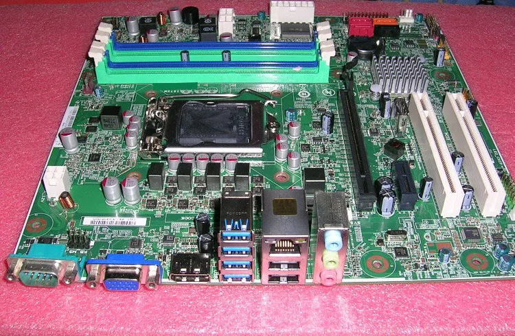 Q77-IS7XM (3)