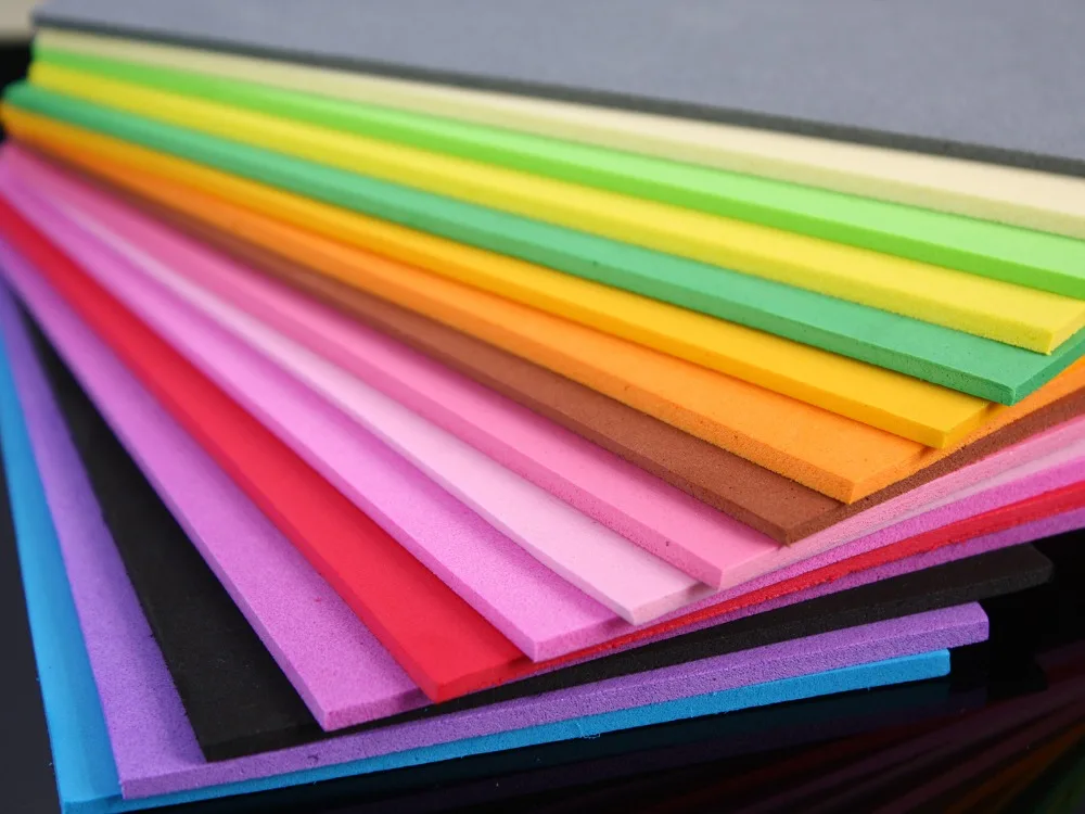 Монолитный поликарбонат 4 мм borrex. Сотовый поликарбонат kinplast. Монолитный поликарбонат опал 3мм 2050*3050мм. Оргстекло 4x2050x3050 мм acryma. Сотовый поликарбонат.