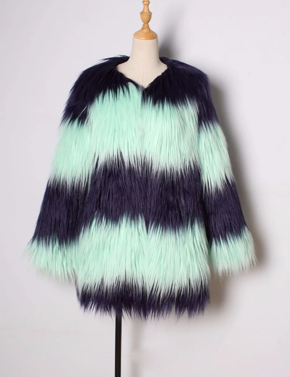 HCYO 2019 Winter Coats Women Long Faux Fur Coat V-neck Casual Female Patchwork Fur Jackets Overcoats Plus Size S-3XL 2 Colors (11)