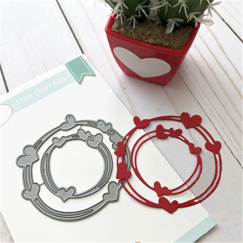 

DiyArts Dies Heart Wreath New Metal Cutting 8.5*8.5cm for Scrapbooking Card Album Making DIY Craft Die Cut Template