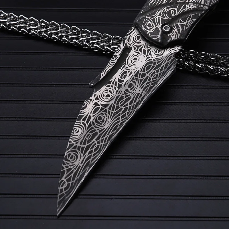 2017 new outdoor folding knife self-defense wilderness survival hardness with knife knife knife knife wild fruit knife claws