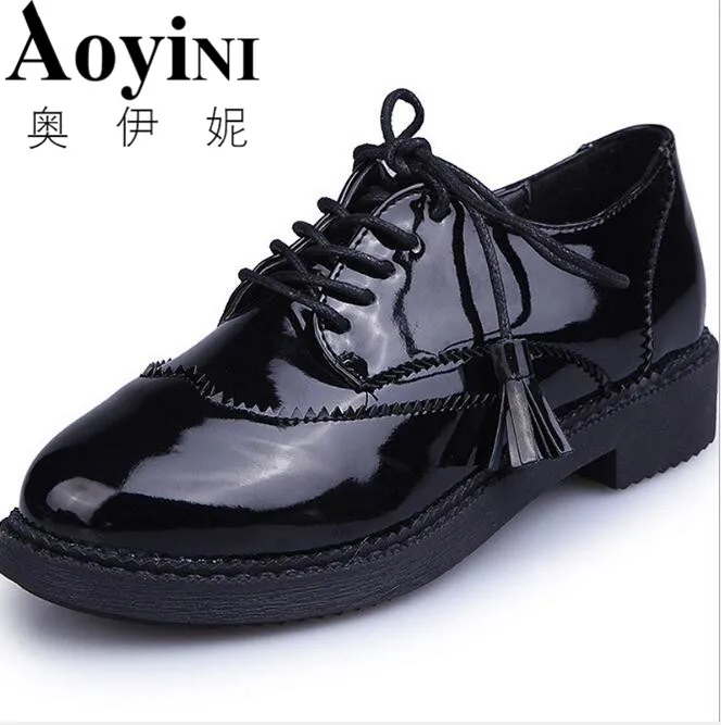 

2018 Vintage Fringe Oxfords Brogue Shoes Spring Fall Tassel Patent Leather Women Flats Lace Up Basic Black Shoes