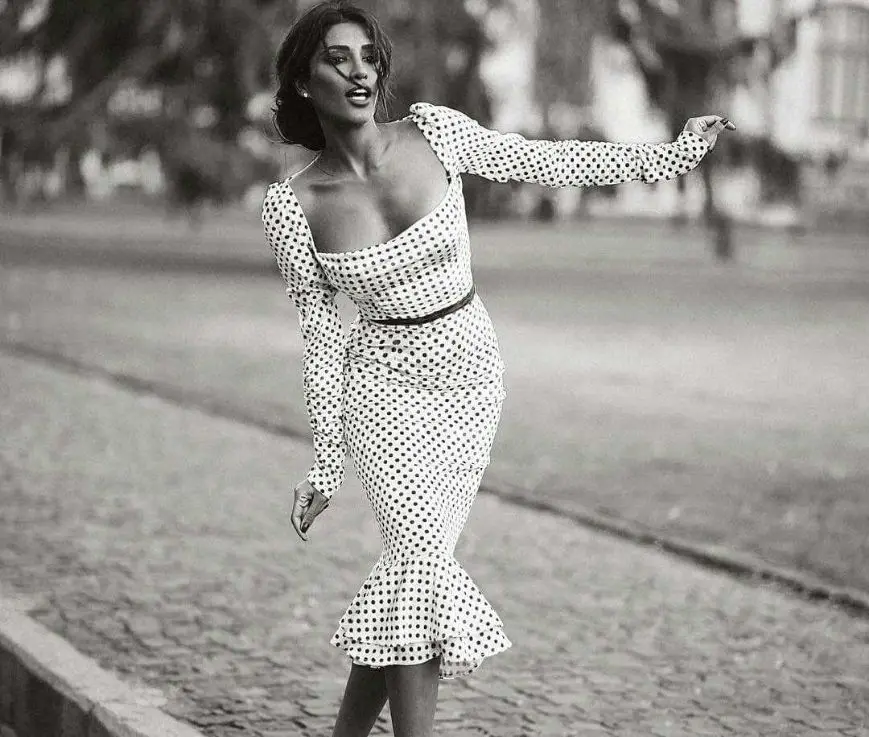 

019 fashion women's dress black and white polka dot tube top dress casual sweet bag hip slim dress elegant Hepburn wind office