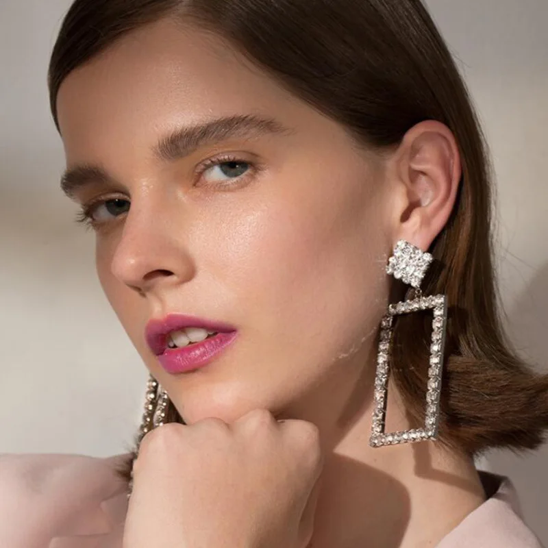 

2019 Newest Fashion Earrings For Women Retro Simple Geometric Square Hollow Earrings for Women Statement Drop Earring Brincos