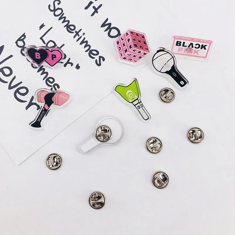 

Kpop SEVENTEEN GOT7 TWICE EXO BLACKPINK Round Badge For Bag Hats Clothes Fashion Chest Pins Brooch Badge 58mm 4pcs/ Set