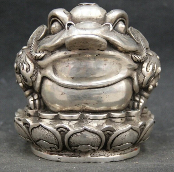 

zhaomeirui51++6" Chinese Fengshui Silver Golden Toad Spittor Coin Money Wealth Lotus Statue