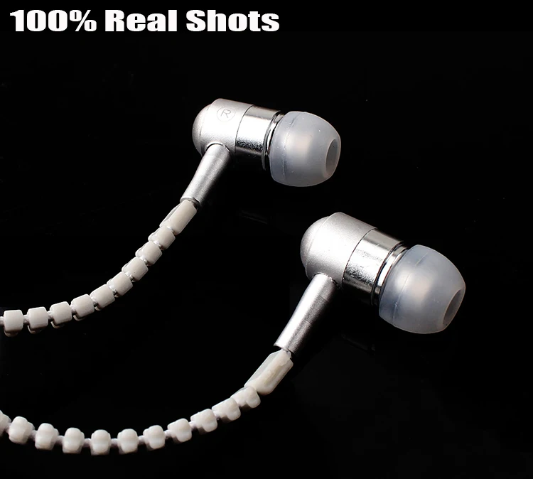 silver earphone