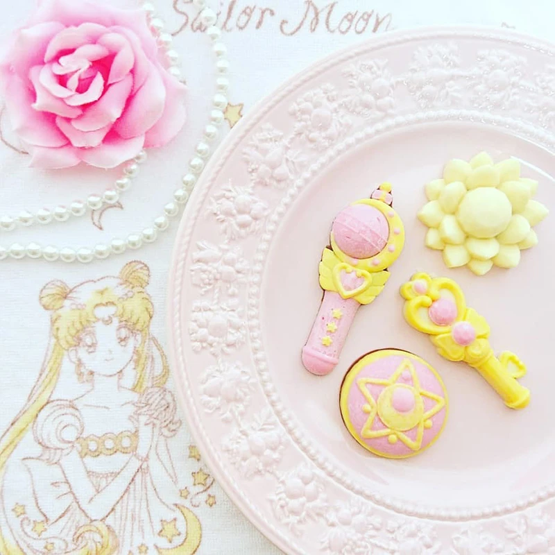 anime sailor moon cuttie moon rod wands crystal star compact space love key ice cube mold Tray Ice Cream Makers cosplay costume