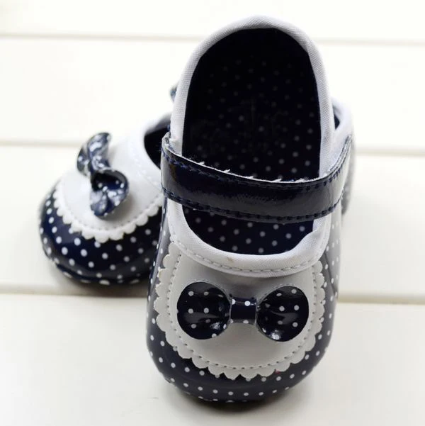 

Lovely Kid Black&White Dot Bow Slip Baby Child Soft Bottom Shoes Toddler Shoes