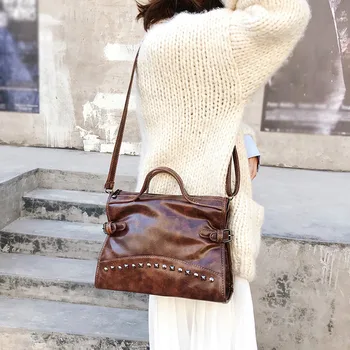 

Messenger Bags 2019 New Fahsion Leather Pure Color Rivets Crossbody Bag Shoulder Bag Hand Bag
