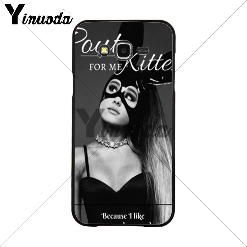 Cat Ar Ariana Grande