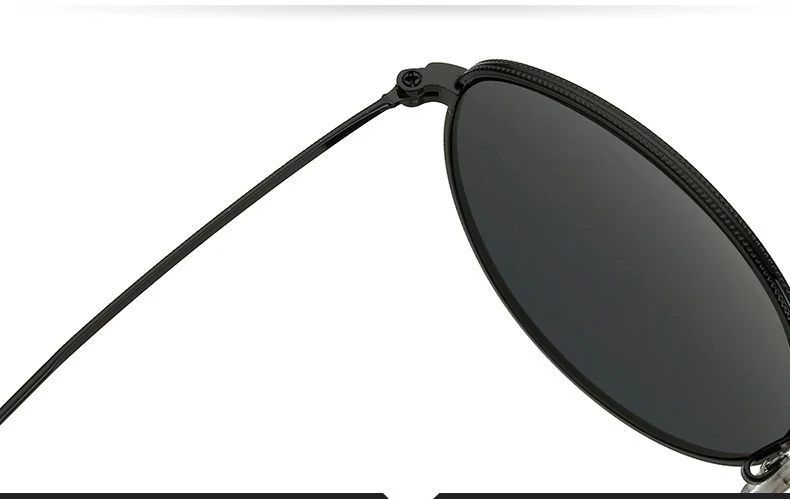 3926662565_1742438389