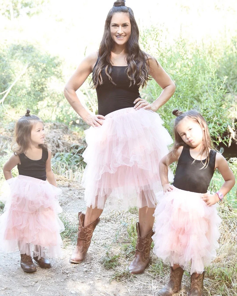 Новинка года; Стильная черная рубашка для мамы и дочки; розовая юбка; Одежда для девочек; Летнее бальное платье; кружевное фатиновое платье-пачка
