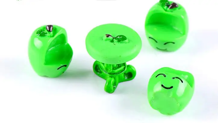 1 Set Fruit Table and Chairs Zakka Ornament accessory, For Micro World DIY\\Miniature Bonsai Craft\\ Christmas Gift\\Home Decor C91