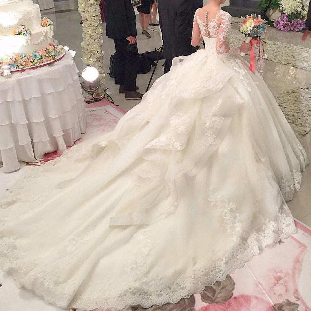 Luxury-Berydress-Wedding-Gown-with-Royal-Train-Scoop-Neck-Casamento-Ball-Gown-Princess-Wedding-Dress-Lace
