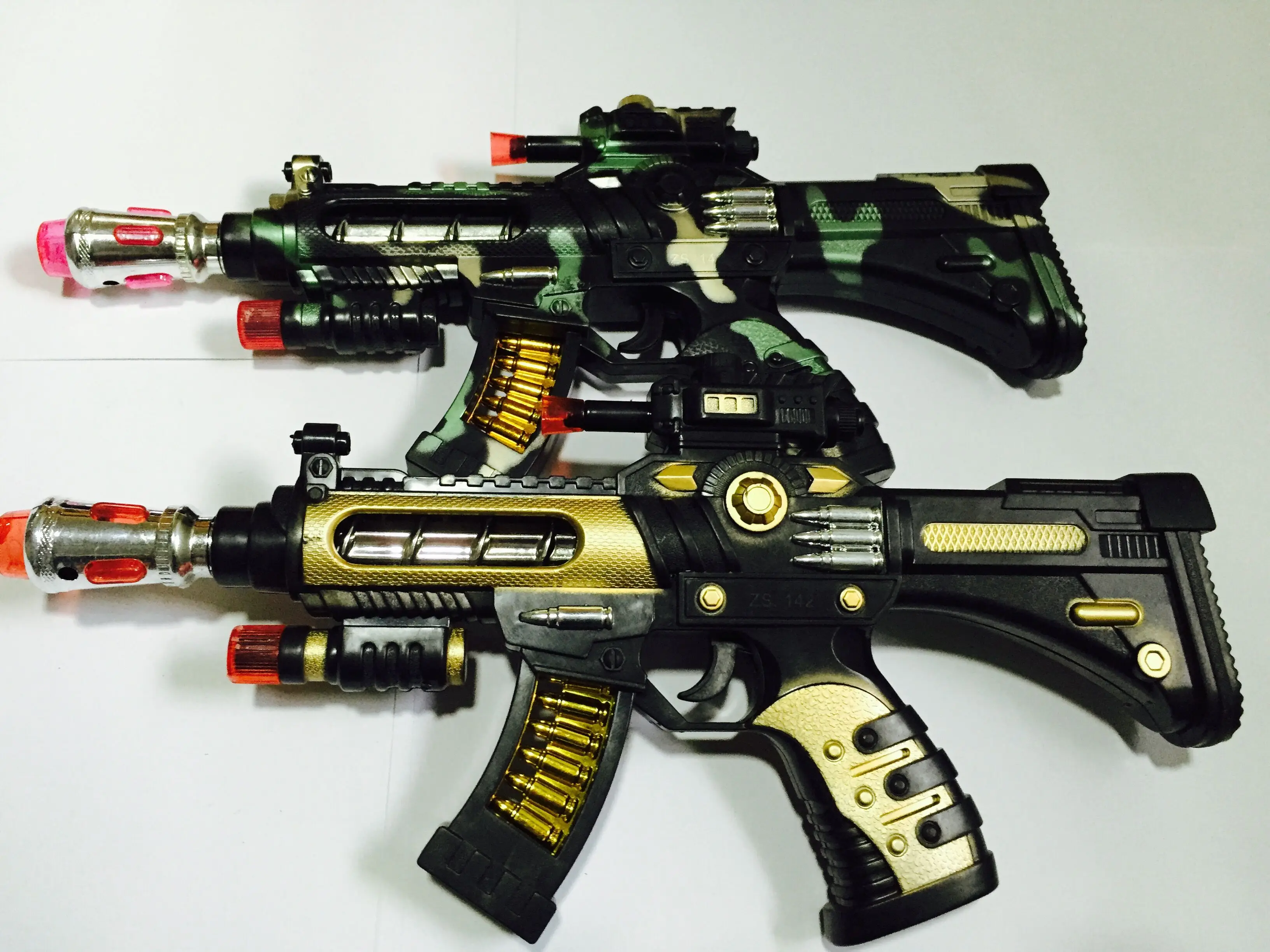 Free Shipping Vocalization electric toy gun luminous artificial gun toy music gun Shaking toy gun boy gift Free Shipping Vocalization electric toy gun luminous artificial gun toy music gun Shaking toy gun boy gift