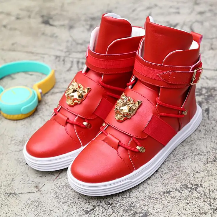 

2019 Punk Rivet metal Hip Hop boots Men White Solid Dance Platform Flats Fashion buckle High Top Zapatillas Hombre