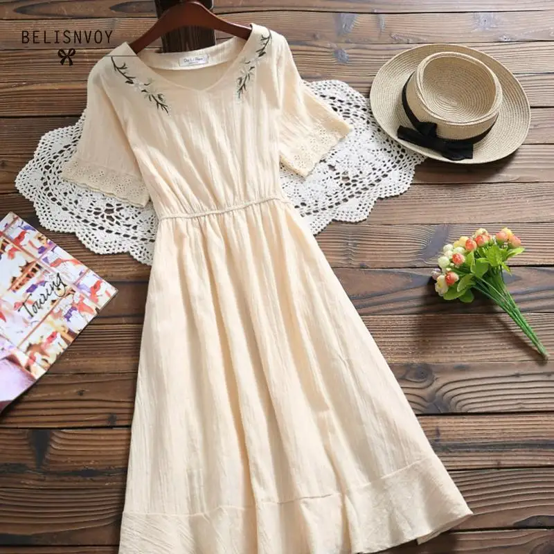 Женское платье с коротким рукавом Mori Girl однотонное льняное абрикосового цвета v