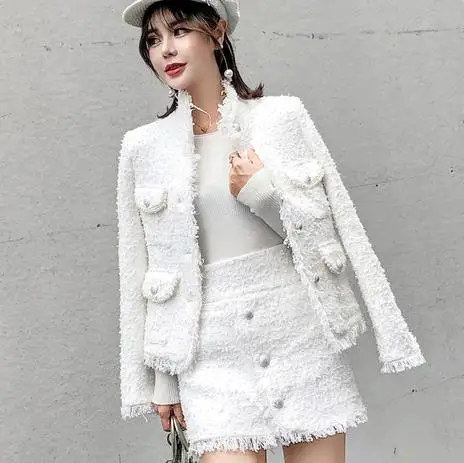 

Women Luxury White Tweed 2 Piece Suits Fall Winter Beading Peral Tassel Wool Blend Jacket Coat +Short Single Breasted Suits L52