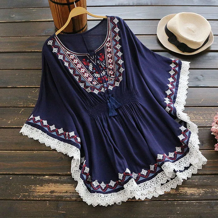 

Women Summer Retro Boho Style Embroidery Shirts Blouses Cloak Top Loose Cotton Lace Hem Bat sleeve Kimono Shirt Blusa Feminina