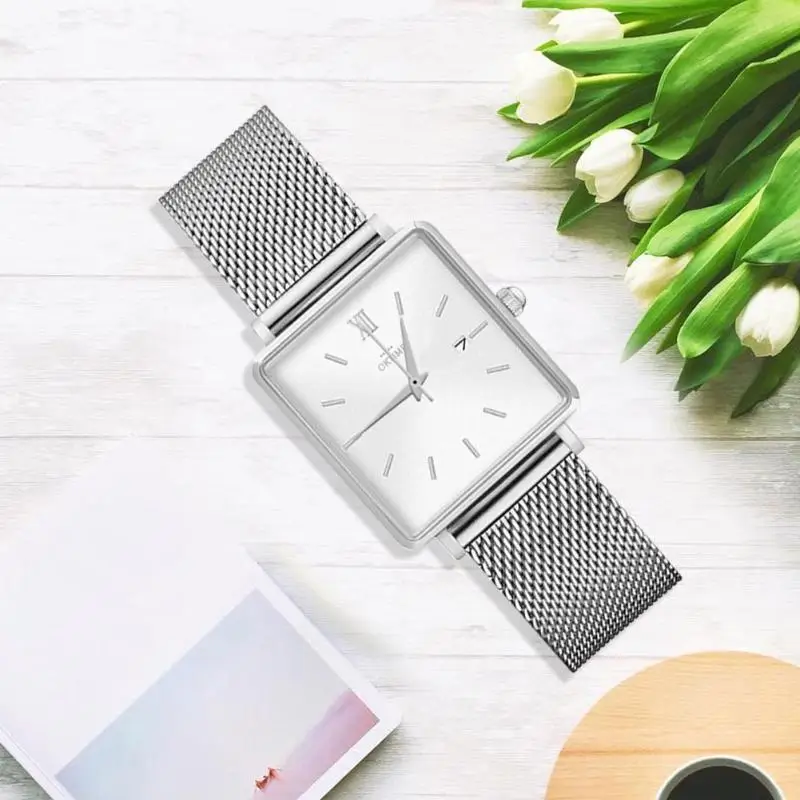 Quartz Watch Women Leather Band Wrist Watch Fashion Waterproof Bracelet Quartz Watch Casual Women Round Dial Analog Wristwatch