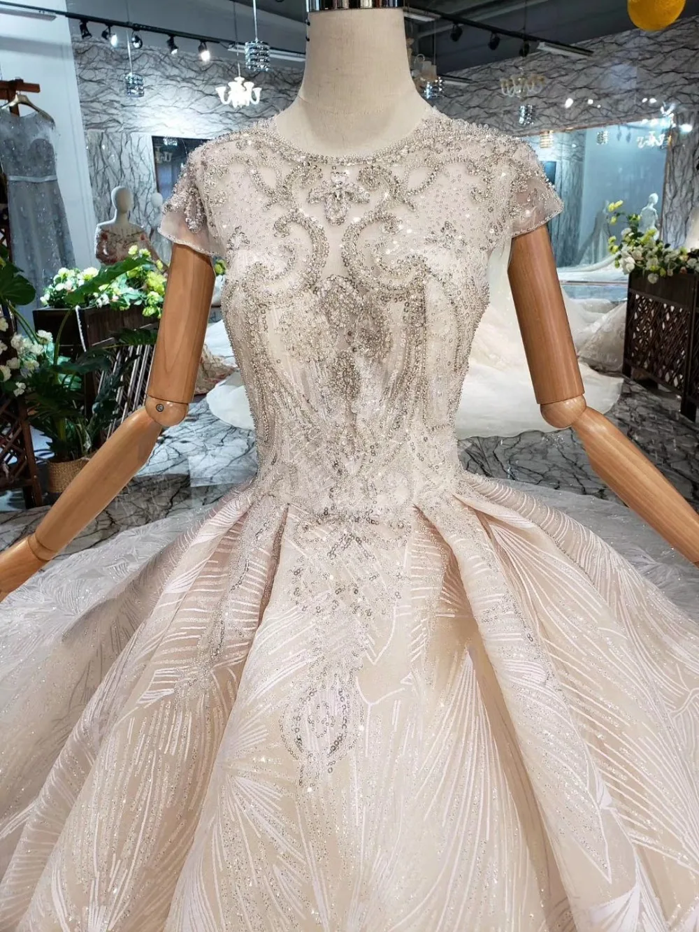 wedding dress 2019