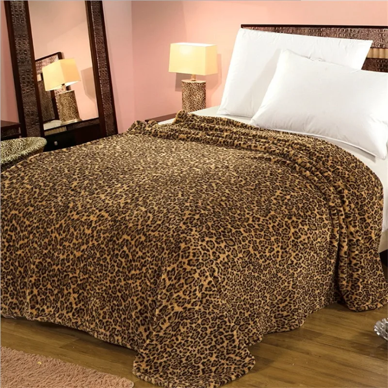

New 2017 high quality leopard-print coral blanket/autumn/winter blanket/adult children's blanket 150 * 200cm free shipping