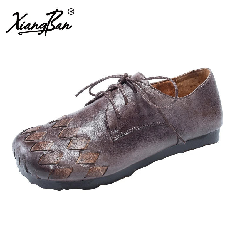 

2018 vintage women leather shoes 2018 autumn hand-woven woman flats cross-tied round head casual shoes Xiangban