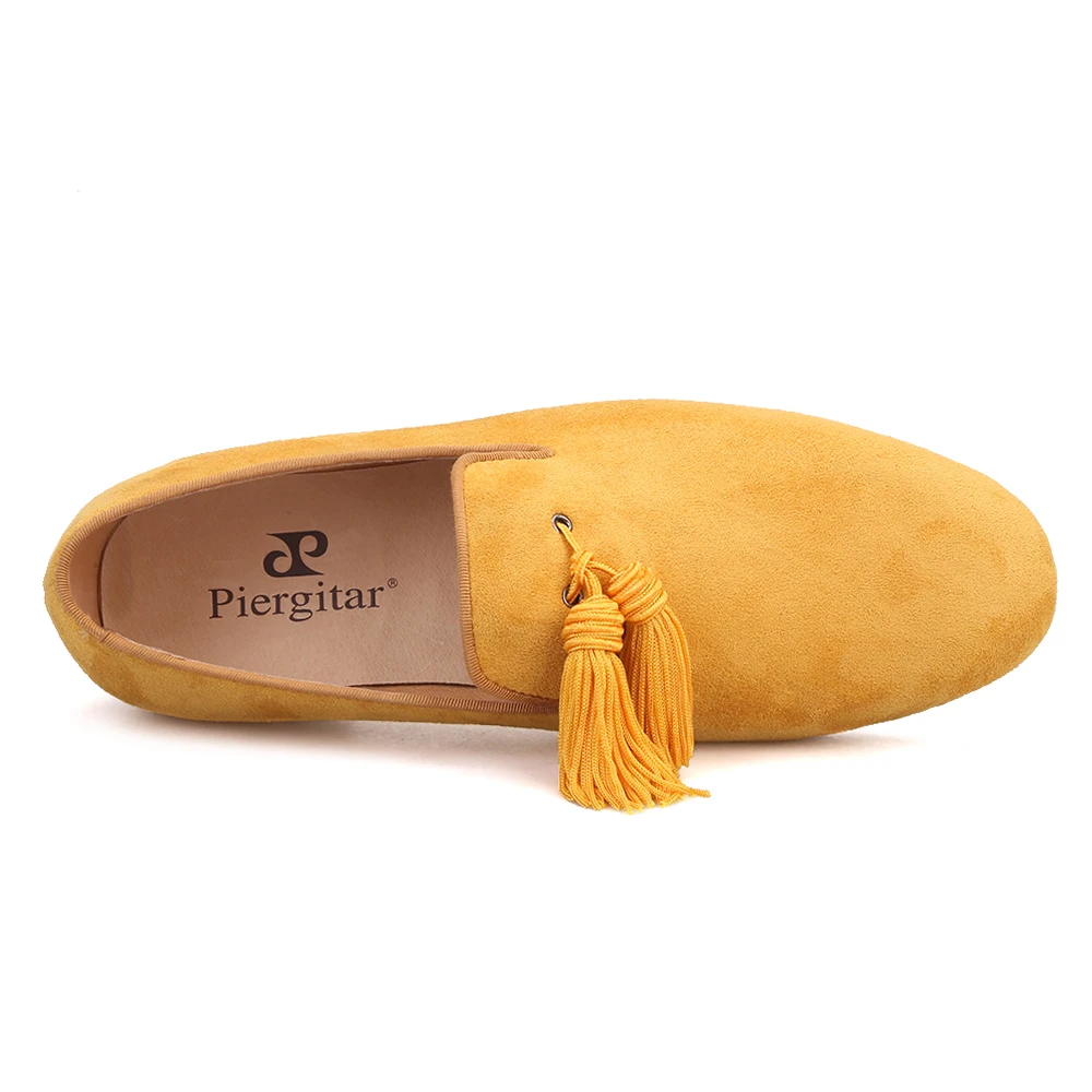 Piergitar 2019 Colorful matching tassel men suede shoes Party and Wedding Men's loafers handmade men smoking slippers plus size