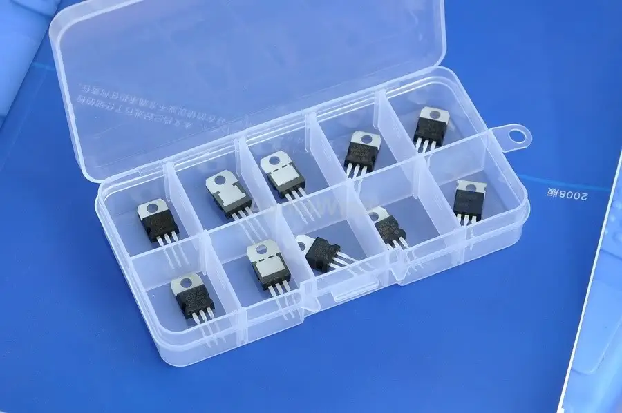 Пластиковая компонентная коробка с 10 сетками. 5,2 "x 2,8" x 0,9"