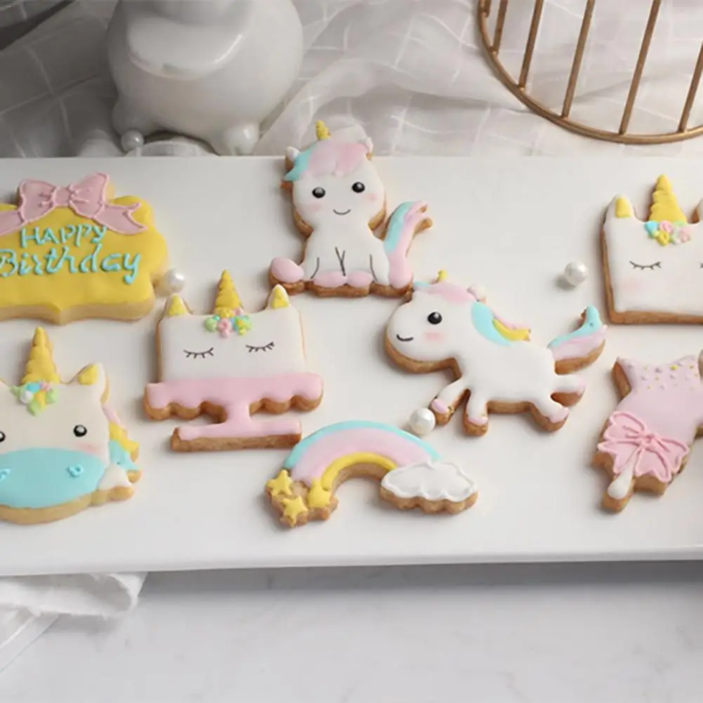 8pcs/set Innovative Unicorn Cookie Cutter DIY Fondant Chocolate Cake Embossing Stencil Mold Biscuit Mold Baking Tool